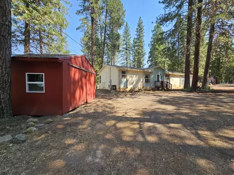 17809 Hamaker Ln, Klamath Falls, OR 97601
