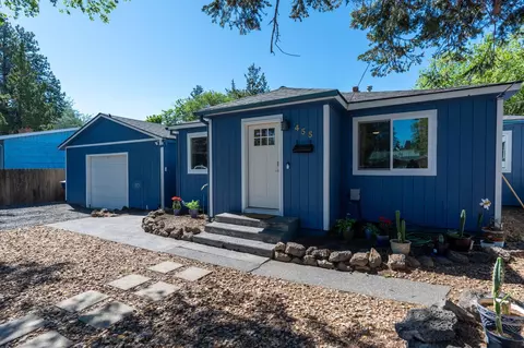 455 NE Clay Ave, Bend, OR 97701