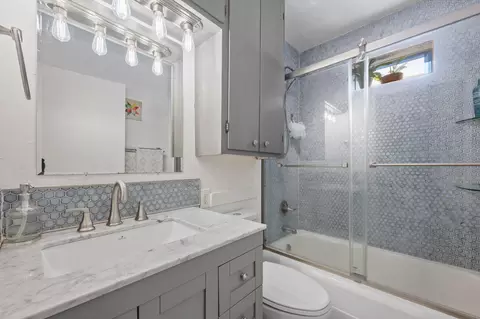 Bath - 455 NE Clay Ave, Bend, OR 97701 photo 1 of 1