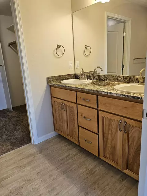 214 Barton Rd, Eagle Point, OR 97524 photo 17