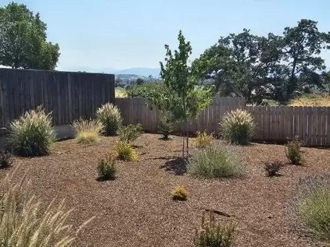 214 Barton Rd, Eagle Point, OR 97524 photo 28