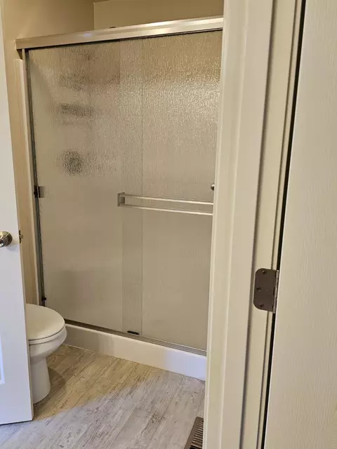 214 Barton Rd, Eagle Point, OR 97524 photo 18