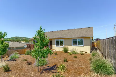 214 Barton Rd, Eagle Point, OR 97524 photo 27
