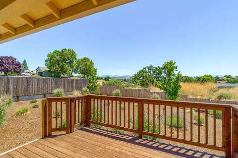 214 Barton Rd, Eagle Point, OR 97524 photo 25