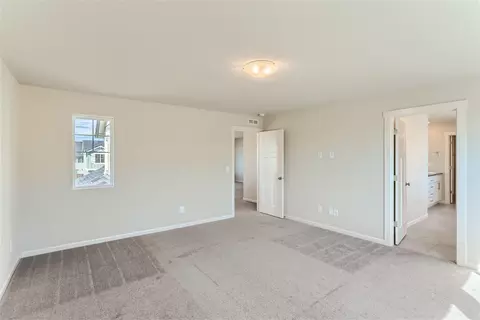 63205 Peale St, Bend, OR 97701 photo 5