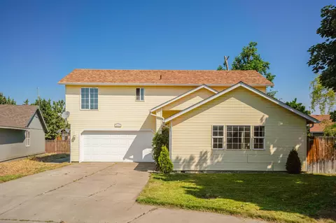 2031 SW 28th Ct, Redmond, OR 97756