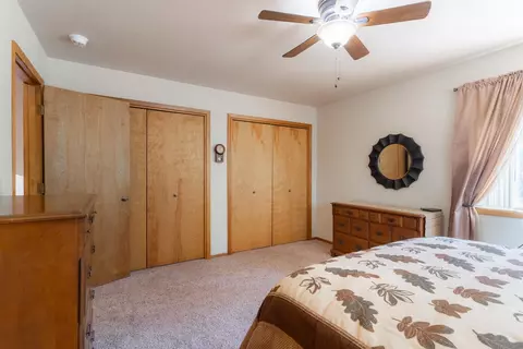 Bedroom - 17697 Klamath Ln, Sunriver, OR 97707 photo 5 of 7
