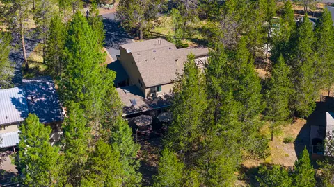 View/Area - 17697 Klamath Ln, Sunriver, OR 97707 photo 1 of 3