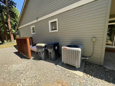 913 E Timber Pine Dr, Sisters, OR 97759 photo 48