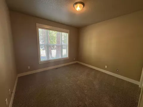 913 E Timber Pine Dr, Sisters, OR 97759 photo 31