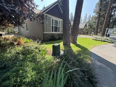 913 E Timber Pine Dr, Sisters, OR 97759 photo 57