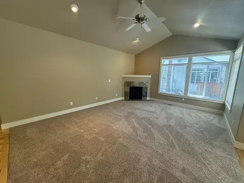 913 E Timber Pine Dr, Sisters, OR 97759 photo 12