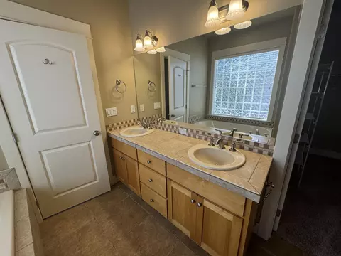 913 E Timber Pine Dr, Sisters, OR 97759 photo 22