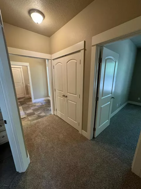 913 E Timber Pine Dr, Sisters, OR 97759 photo 32