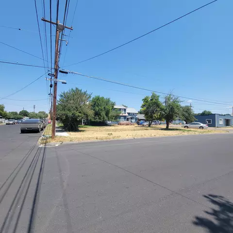ne court street, Prineville, OR 97754