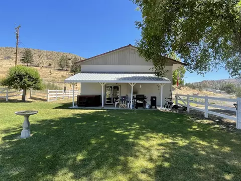 32311 Hwy 19-207, Spray, OR 97874