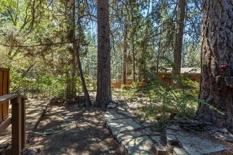 Exterior - 2729 NW Scandia Loop, Bend, OR 97703 photo 5 of 9