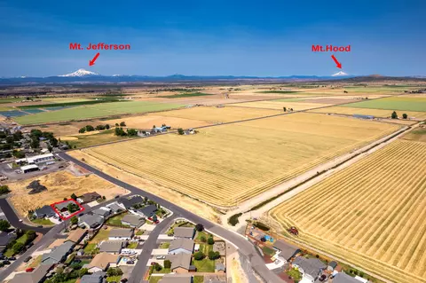 View/Area - 231 E Ridgeview Dr, Culver, OR 97734 photo 2 of 4