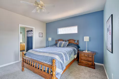 Bedroom - 231 E Ridgeview Dr, Culver, OR 97734 photo 2 of 6