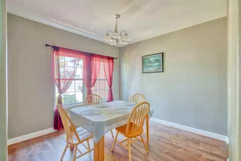 Dining - 231 E Ridgeview Dr, Culver, OR 97734 photo 1 of 3