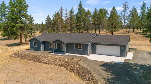 8219 Prairie Dog Dr, Bonanza, OR 97623