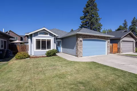 1285 SW Wheeler Pl, Bend, OR 97702