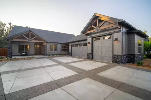 61559 SE Baptist Way, Bend, OR 97702