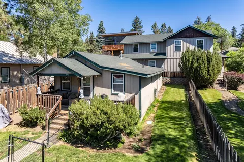 844 NW Ogden Ave, Bend, OR 97703