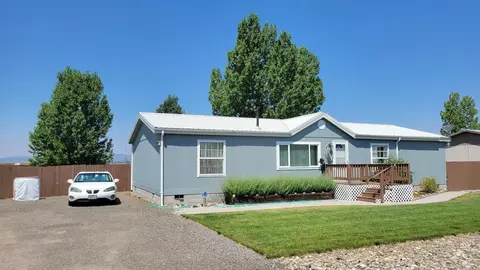 92 S T St, Lakeview, OR 97630