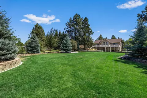 21028 Desert Woods Dr, Bend, OR 97702