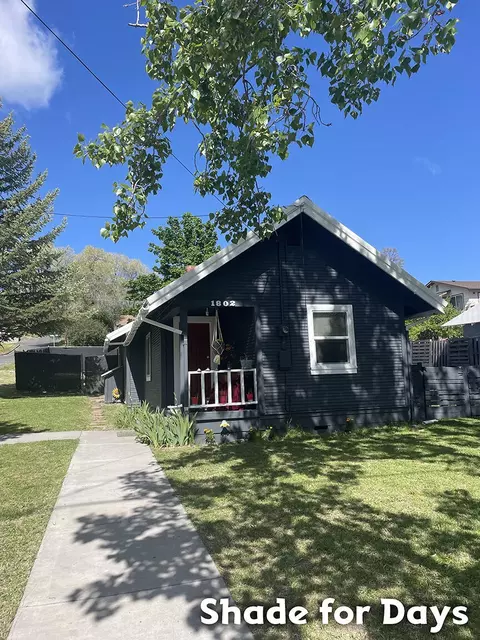 1802 Johnson Ave, Klamath Falls, OR 97601
