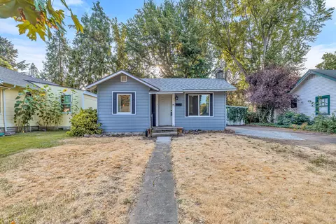 213 Portland Ave, Medford, OR 97504