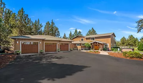 62995 Dickey Rd, Bend, OR 97701