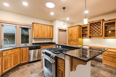 60583 Seventh Mountain Dr, Bend, OR 97702 photo 9