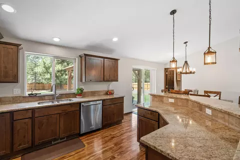 56249 Bufflehead Rd, Bend, OR 97707 photo 11