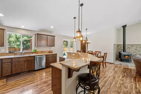 56249 Bufflehead Rd, Bend, OR 97707 photo 12