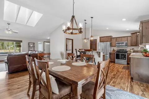 56249 Bufflehead Rd, Bend, OR 97707 photo 14