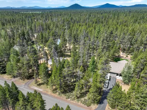 55639 Swan Rd, Bend, OR 97707 photo 9