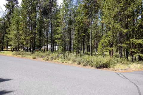 55639 Swan Rd, Bend, OR 97707 photo 3