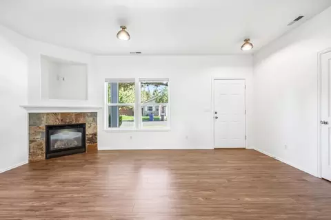 61185 Larkspur Loop, Bend, OR 97702 photo 8