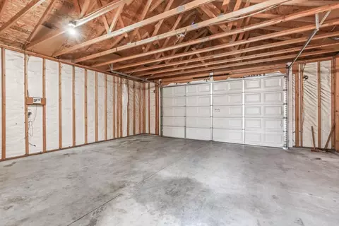 61185 Larkspur Loop, Bend, OR 97702 photo 29