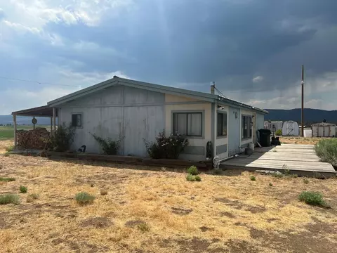 91132 W Hwy 140, Lakeview, OR 97630
