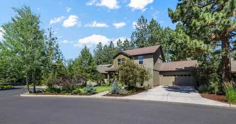 19603 Greatwood Loop, Bend, OR 97702 photo 2