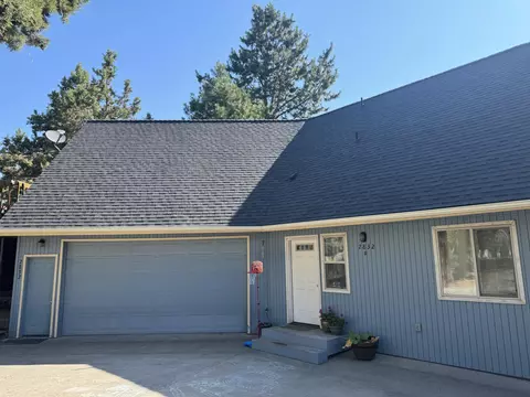 2832 NE Lotno Dr, Bend, OR 97701