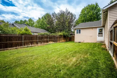 61080 Larkspur Loop, Bend, OR 97702 photo 27