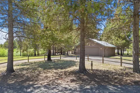 52980 Bridge Dr, La Pine, OR 97739 photo 35