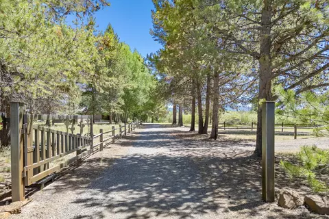 52980 Bridge Dr, La Pine, OR 97739 photo 38