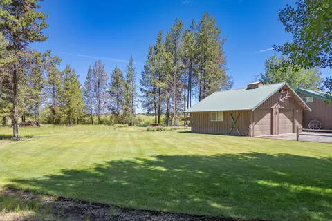 52980 Bridge Dr, La Pine, OR 97739 photo 12