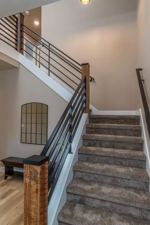 62853 Daniel Rd, Bend, OR 97701 photo 4