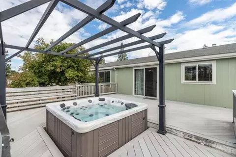 64945 Mcgrath Rd, Bend, OR 97701 photo 24